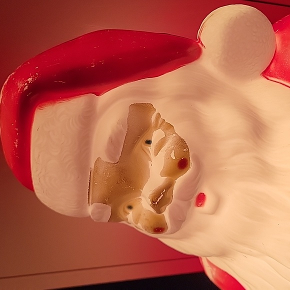 Vintage Lighted Blow Mold SANTA CLAUS 33” EMPIRE with Present & Sack of Toys - Picture 12 of 12